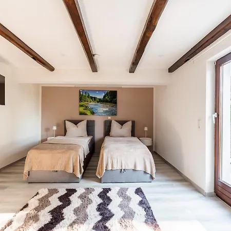 Апартаменты Haus Malea By Wohn-zeit - Ueber 200 Betten Im Umkreis Von 87700 Memmingen *